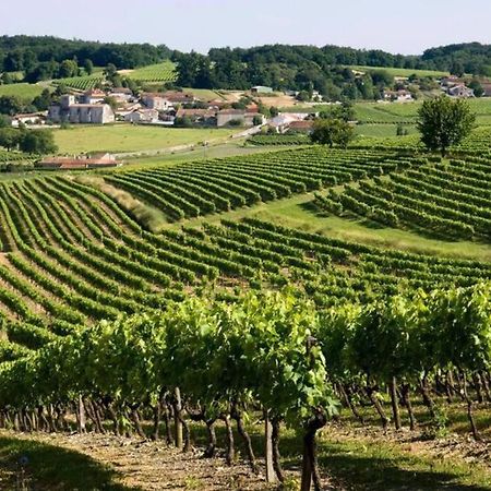 Maison Charentaise A La Campagne Becheresse Ngoại thất bức ảnh