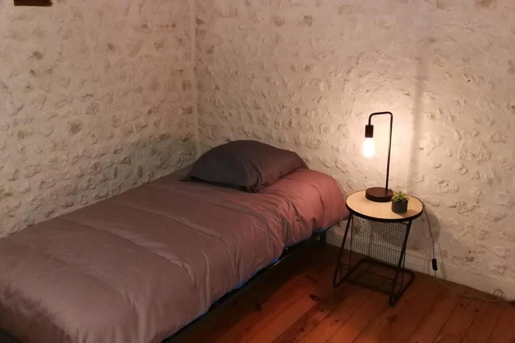 Maison Charentaise A La Campagne Becheresse Ngoại thất bức ảnh